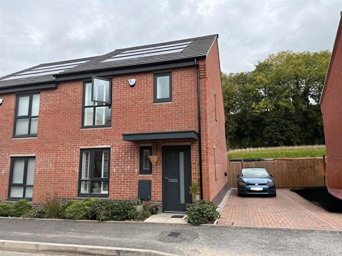 3 Bedroom Semi Detached House For Sale In Derwent Side, Belper, DE56