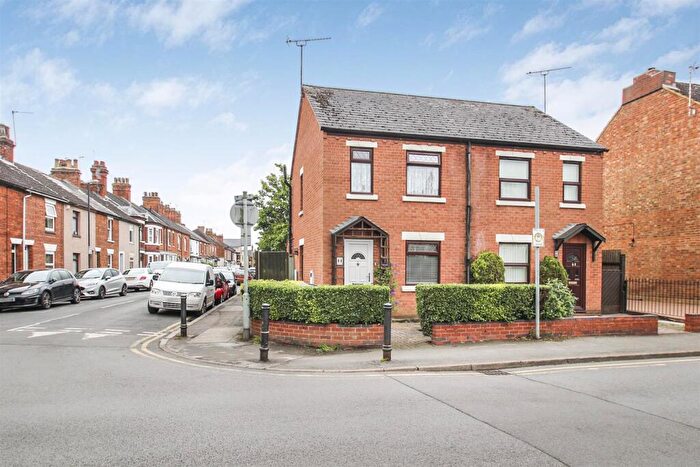 2 Bedroom Semi Detached House To Rent In Lower Hillmorton Road, Rugby, Warwickshire, CV21