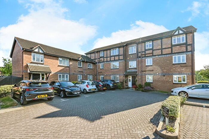 2 Bedroom Flat For Sale In The Fieldings, Liverpool, Merseyside, L31