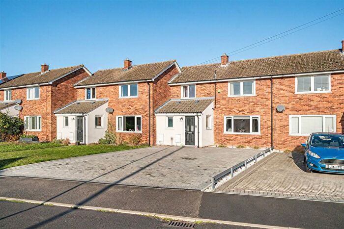 3 Bedroom Terraced House For Sale In Capper Road, Waterbeach, Cambridge, CB25
