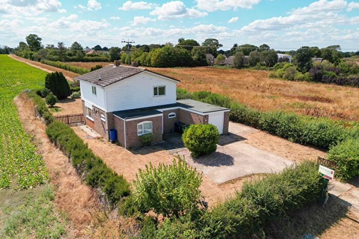 3 Bedroom Detached House For Sale In Albert Road, Stow-Cum-Quy, CB25