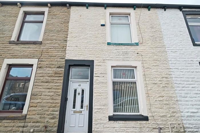 2 Bedroom Terraced House To Rent In Holmsley Street, Burnley, Lancashire, BB10