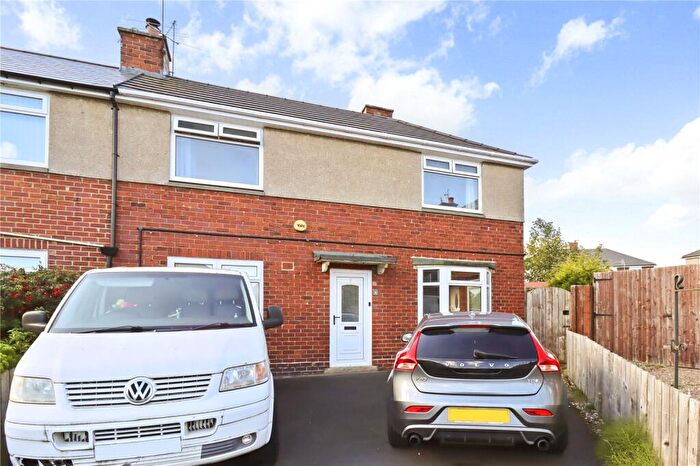 3 Bedroom Semi-Detached House For Sale In Swan Avenue, Wallsend, NE28
