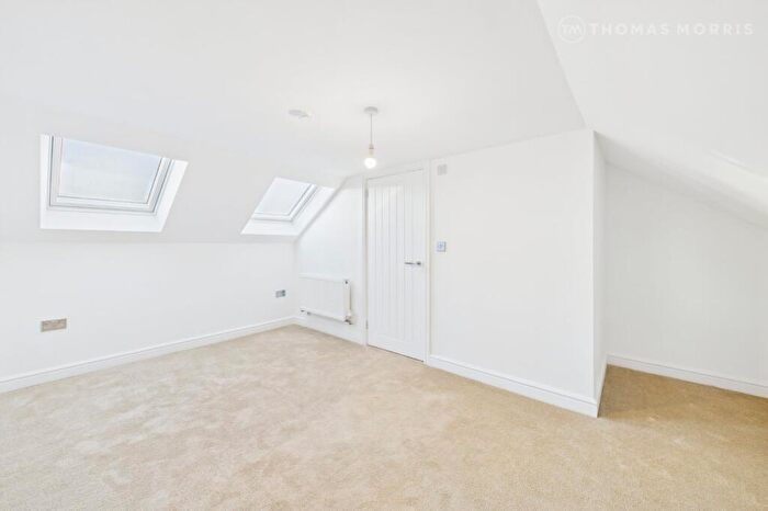 3 Bedroom Terraced House To Rent In Windmill Row, St. Neots, Cambridgeshire, PE19