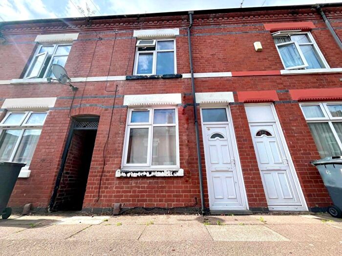 3 Bedroom Terraced House To Rent In Rydal Street, Leicester, LE2