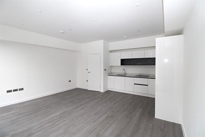 1 Bedroom Flat To Rent In Queen Street, Ramsgate, CT11