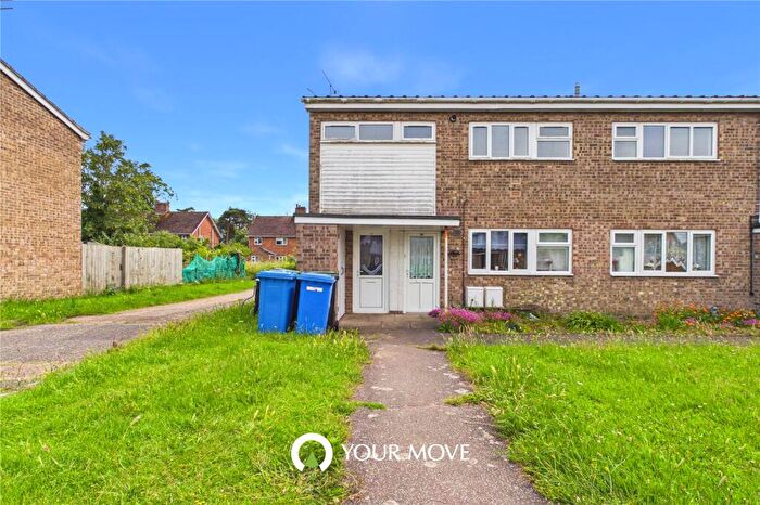 3 Bedroom Flat To Rent In Normanshurst Close, Lowestoft, Suffolk, NR32