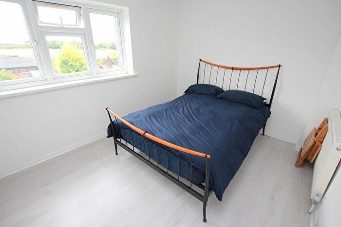 2 Bedroom Semi-Detached House For Sale In High Street, Langford, Biggleswade, SG18