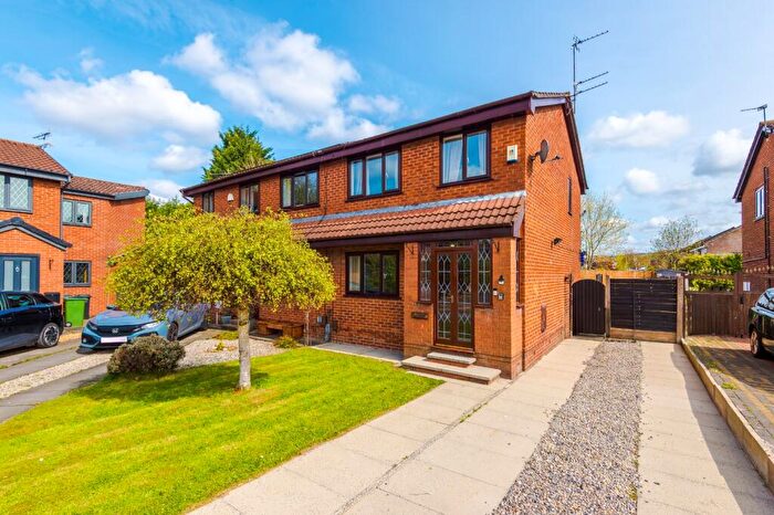 3 Bedroom Semi Detached House For Sale In Weybourne Drive, Bredbury, Stockport, Cheshire, SK6