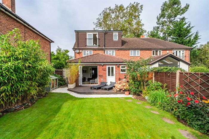 4 Bedroom Semi-Detached House For Sale In Oak Lane, Barston, Solihull, B92
