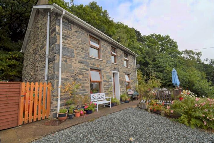 3 Bedroom Detached House For Sale In Prenteg, Porthmadog, LL49