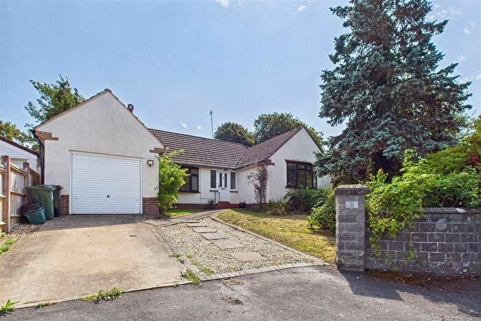 3 Bedroom Detached Bungalow For Sale In Cambridge Grove, Clevedon, BS21