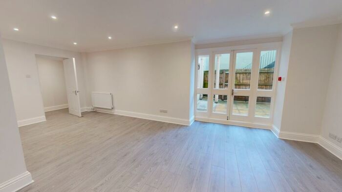 1 Bedroom Flat To Rent In Cavendish Place, Brighton, BN1