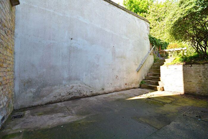 1 Bedroom Flat To Rent In Clarendon Road, Cliftonville, CT9