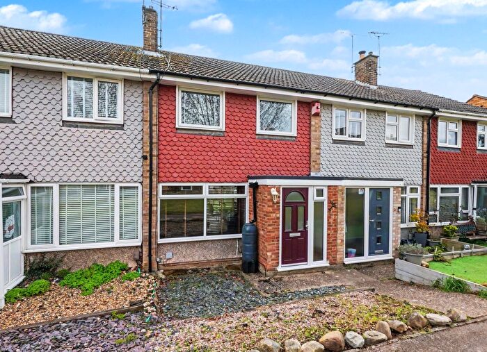 3 Bedroom Terraced House For Sale In Monmouth Close, Rainham, ME8