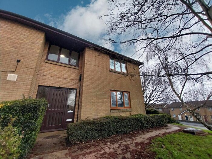 Flat To Rent In Forest View, Cardiff, CF5