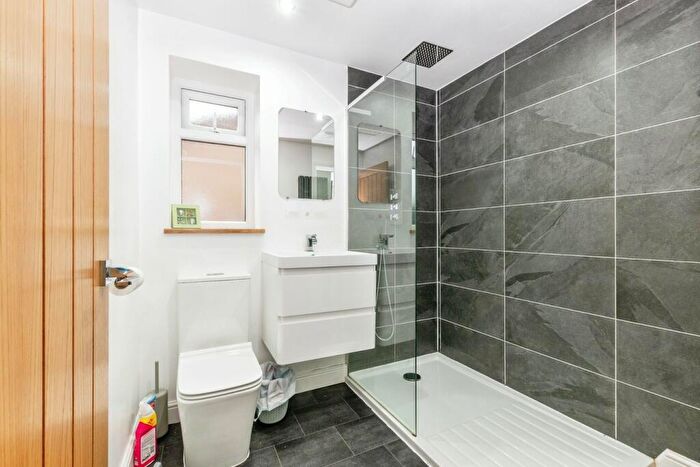 1 Bedroom Detached Bungalow For Sale In School Lane, Guide, Blackburn, BB1