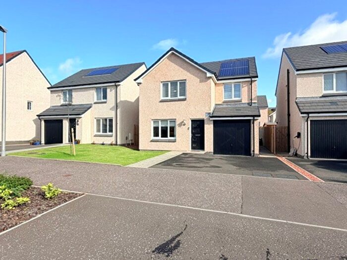 4 Bedroom Detached House For Sale In Sappi Road, West Mill, Glenrothes, KY7