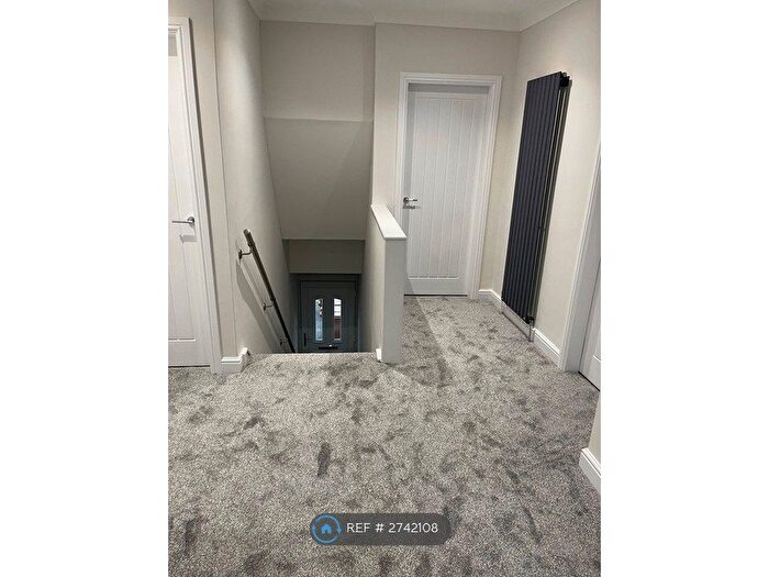 3 Bedroom Flat To Rent In Moredun Park Street, Edinburgh, EH17