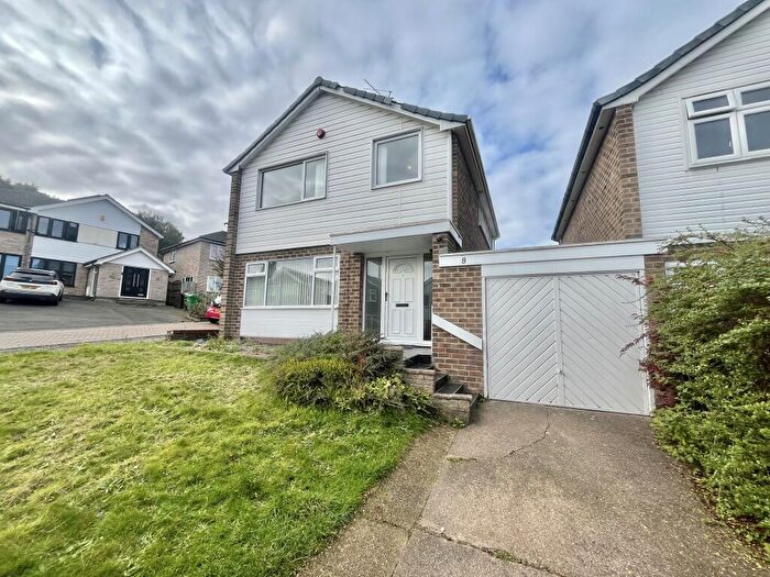 3 Bedroom House To Rent In Richborough Place, Nottingham, NG8