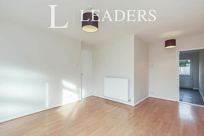 1 Bedroom Maisonette To Rent In Barnsnap Close, Horsham, RH12