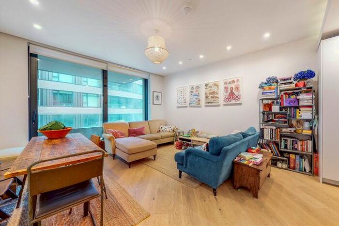 2 Bedroom Flat To Rent In Wood Crescent, Television Centre, White City, London, W12