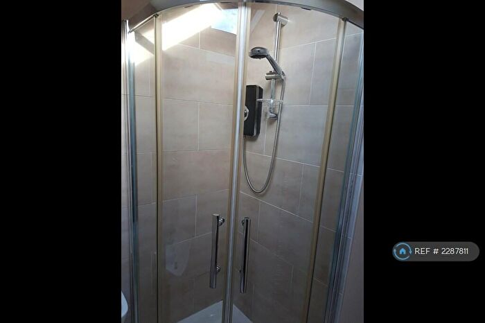 1 Bedroom Flat To Rent In Langsett Road, Sheffield, S6