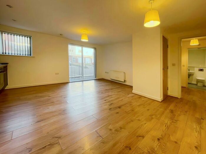 1 Bedroom Apartment To Rent In Great Colmore Street, Birmingham, B15