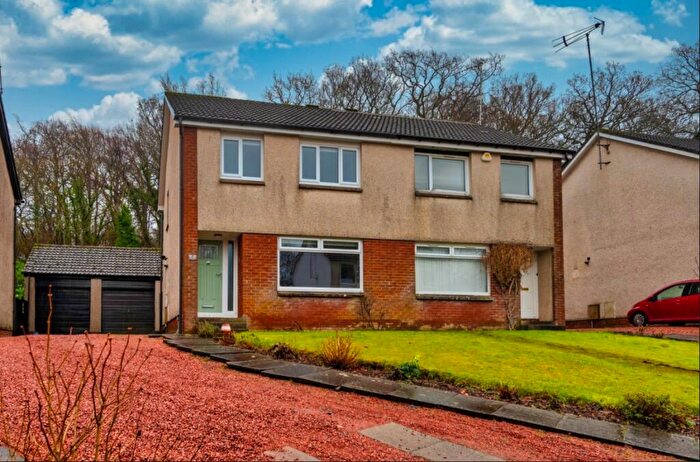 3 Bedroom Semi Detached House To Rent In Birchview Drive, Busby, Glasgow, G76