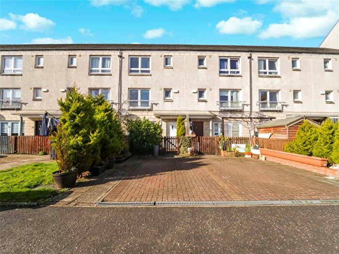 4 Bedroom Town House For Sale In Belvidere Gate, Glasgow, Lanarkshire, G31