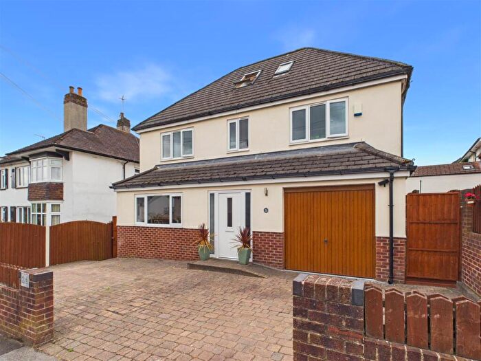 5 Bedroom Detached House For Sale In Main Avenue, Totley, Sheffield, S17