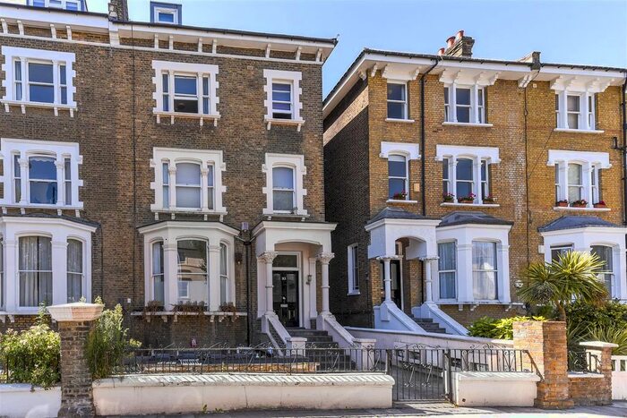 2 Bedroom Flat To Rent In Randolph Avenue, London, W9