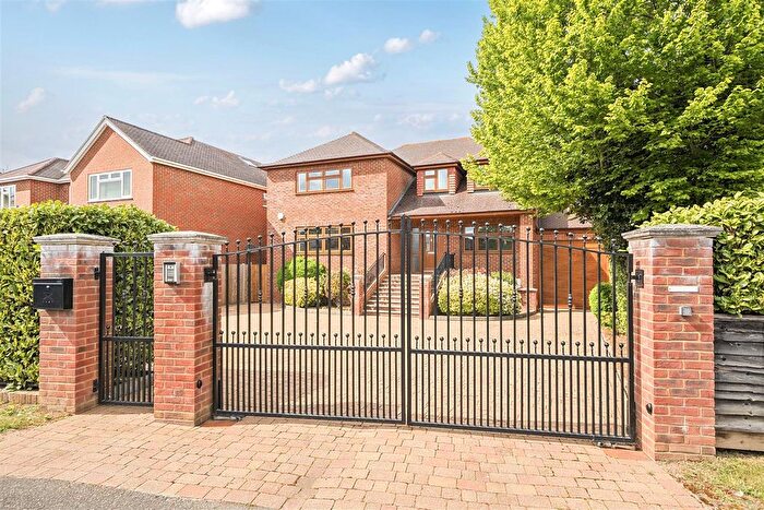 6 Bedroom Detached House For Sale In Ouseley Road, Wraysbury, TW19