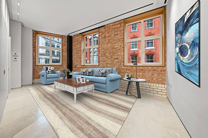 1 Bedroom Flat To Rent In Brewer Street, Soho, W1F