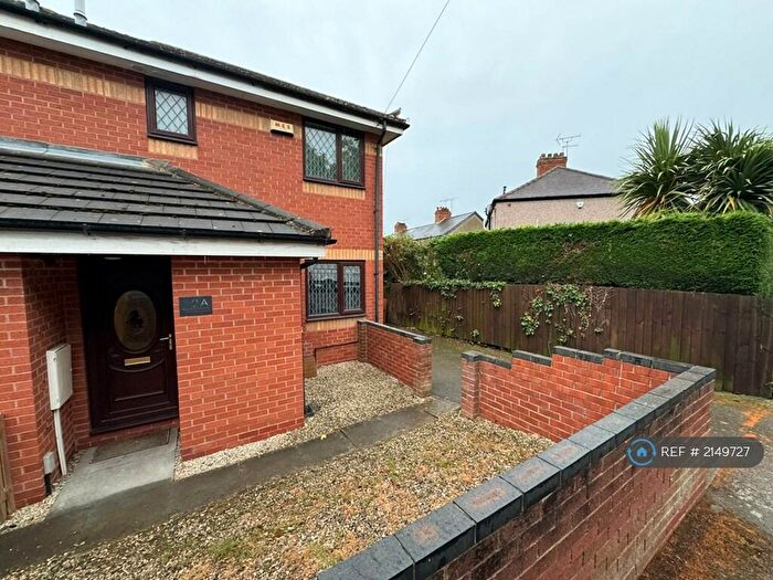 3 Bedroom Semi-Detached House To Rent In Farren Road, Coventry, CV2