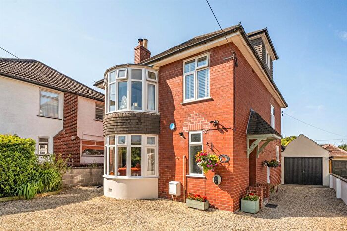 4 Bedroom Detached House For Sale In St. Chads Avenue, Midsomer Norton, Radstock, BA3