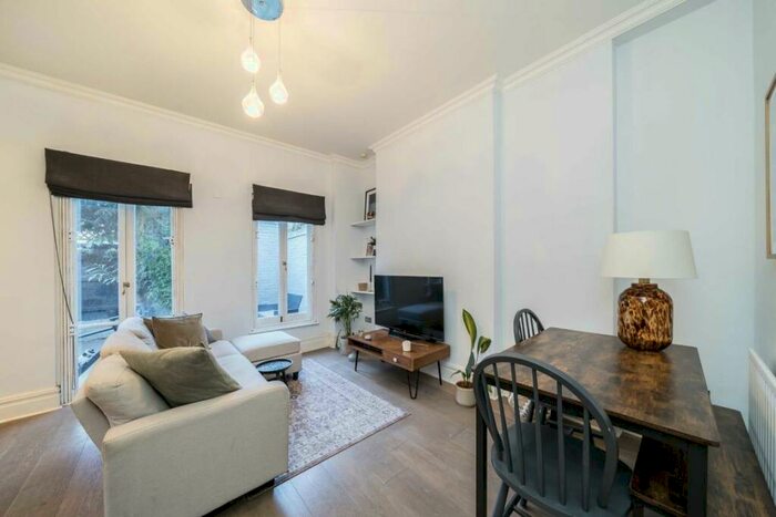 2 Bedroom Flat To Rent In Tadema Road, Chelsea, SW10