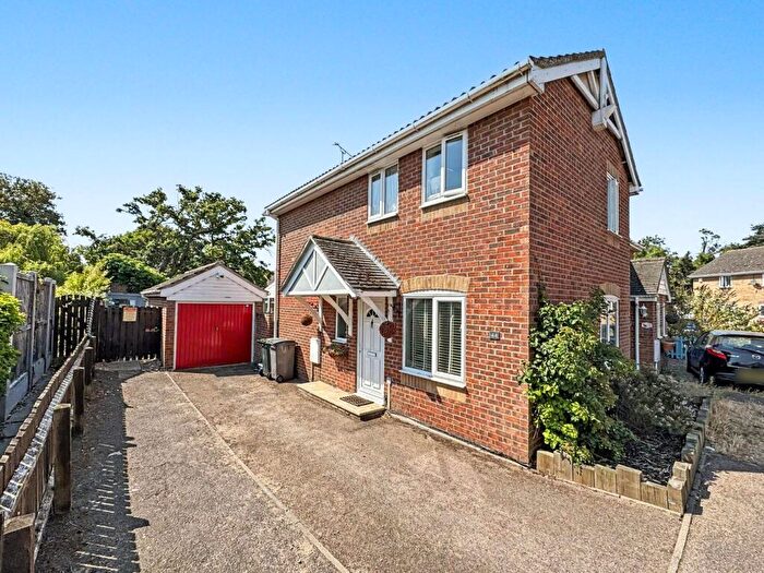 3 Bedroom Semi-Detached House For Sale In Foresters Walk, Barham, Ipswich, IP6
