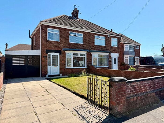 3 Bedroom Semi-Detached House For Sale In Carson Avenue, Grimsby, DN34