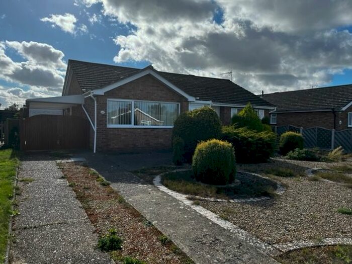 2 Bedroom Bungalow To Rent In Compit Hills, Cromer, NR27