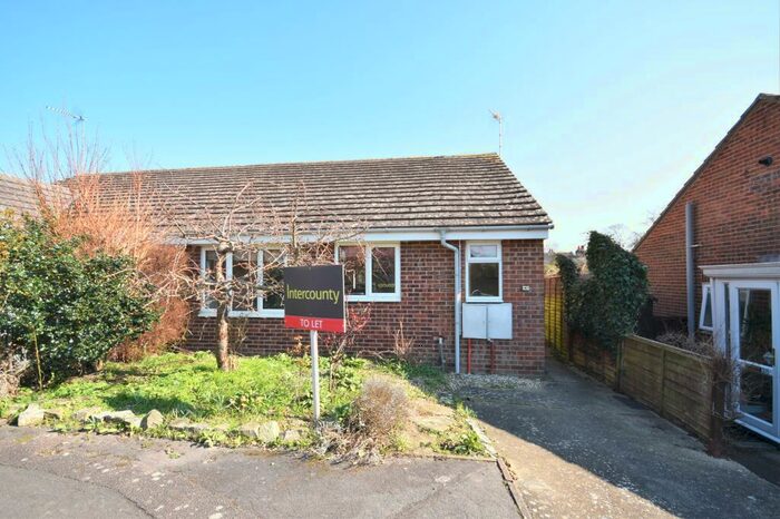 2 Bedroom Bungalow To Rent In The Wayback, Saffron Walden, Essex, CB10