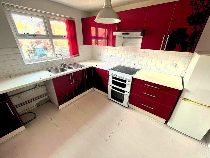 2 Bedroom Apartment To Rent In Colman Court, Preston, PR1