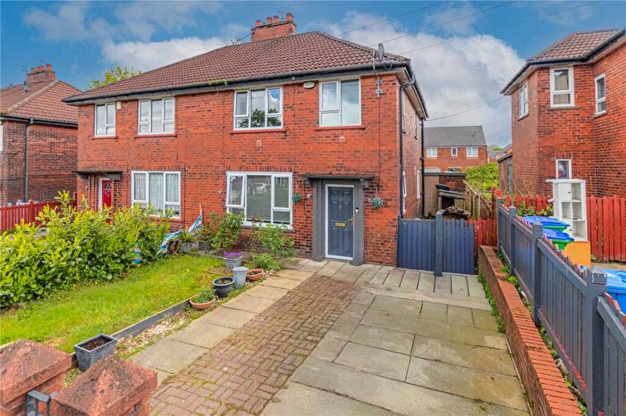 3 Bedroom Semi-Detached House For Sale In Great Gates Road, Rochdale, Greater Manchester, OL11