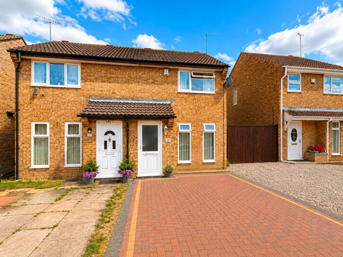 1 Bedroom Semi Detached House For Sale In Squires Gate, Peterborough, PE4