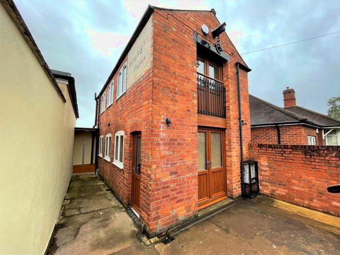 1 Bedroom Detached House To Rent In Upton Street, Gloucester, GL1
