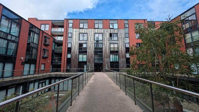 1 Bedroom Apartment To Rent In St Pauls Place, St Pauls Square, Birmingham, West Midlands, B3