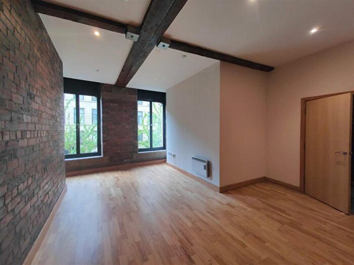 1 Bedroom Flat To Rent In Broadgate House, Broad Street, Bradford, BD1