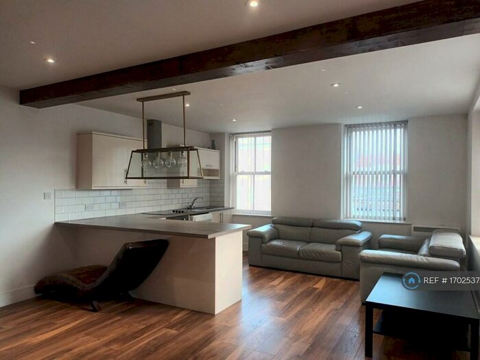 2 Bedroom Flat To Rent In Dugdale Street, Burnley, BB11
