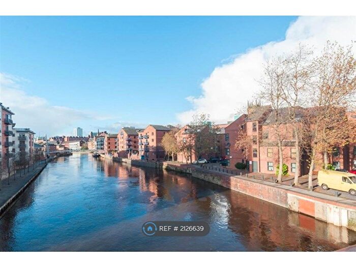 1 Bedroom Flat To Rent In The Chandlers, Leeds, LS2