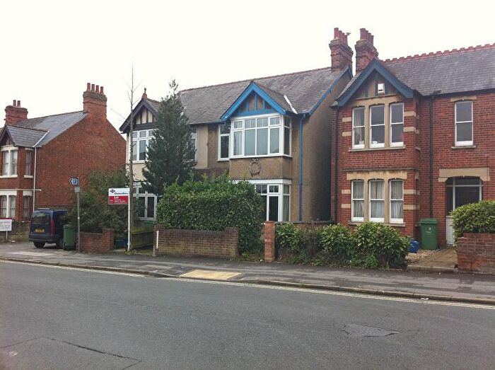 4 Bedroom Terraced House To Rent In Windmill Road, Headington, Oxford, OX3